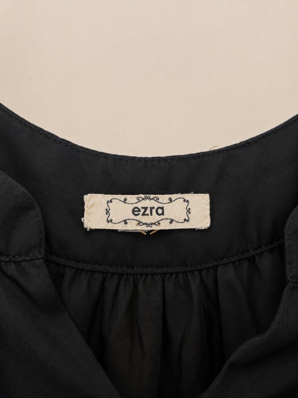 Ladies Ezra Black almost Sheer Elegant Blouse Sz Small - Picture 2 of 2
